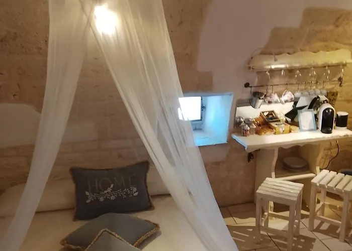 Dimora Bianca Bed & Breakfast